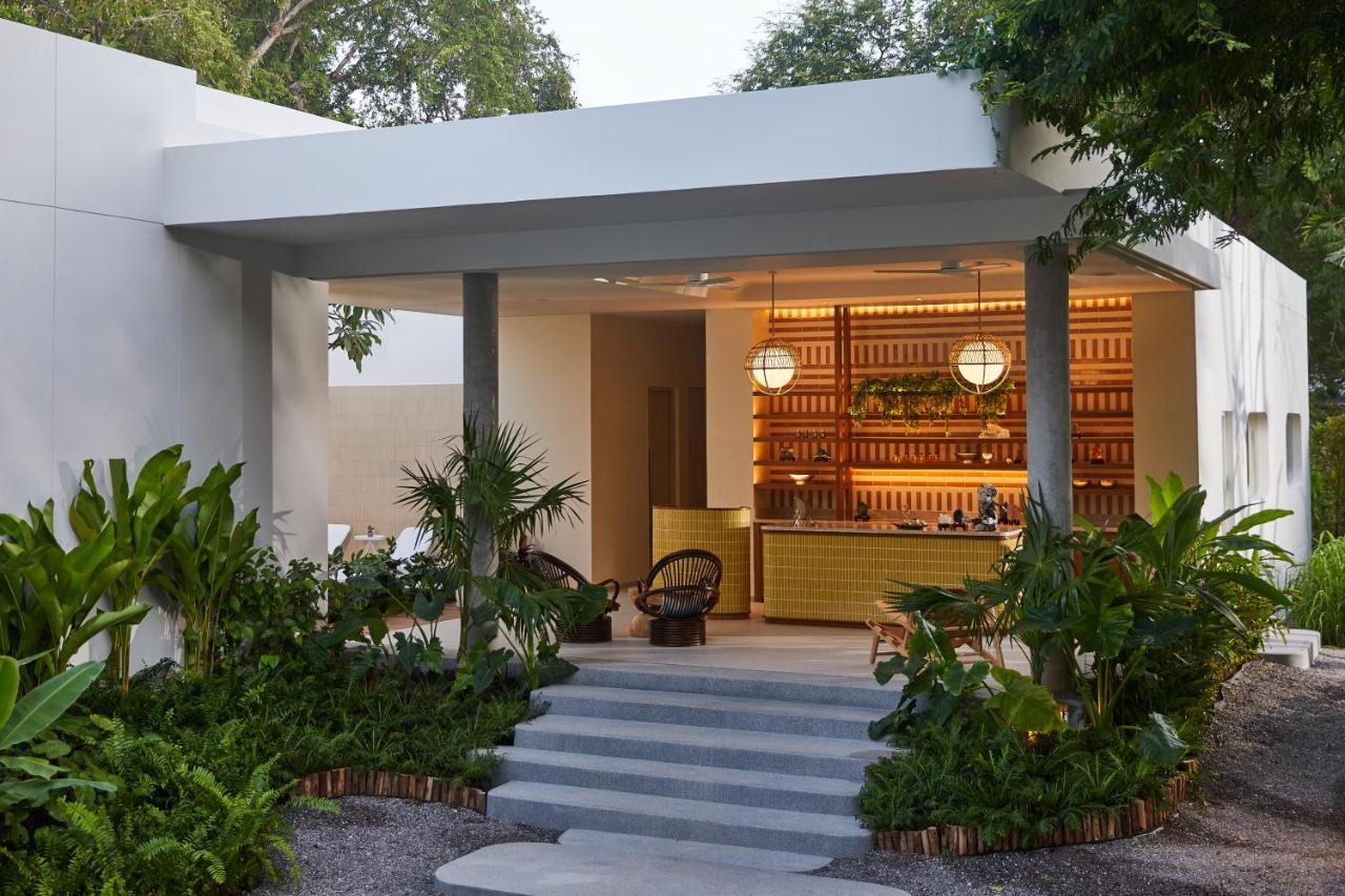 The Standard, Hua Hin 호텔 외부 사진 The bar at the 21 Club